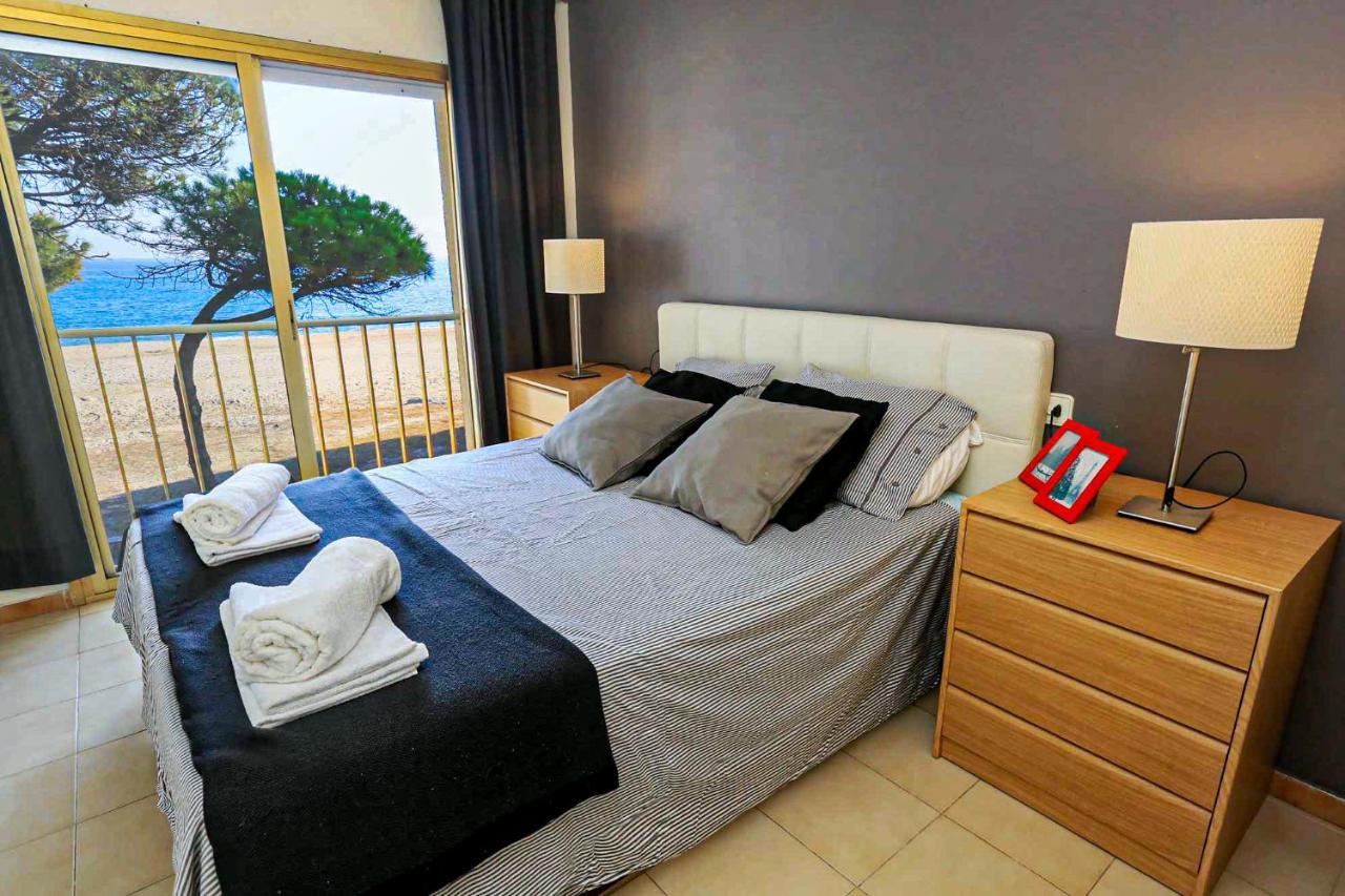 Playmar Litoral Costa Dorada - Only Families Apartment Cambrils Exterior photo