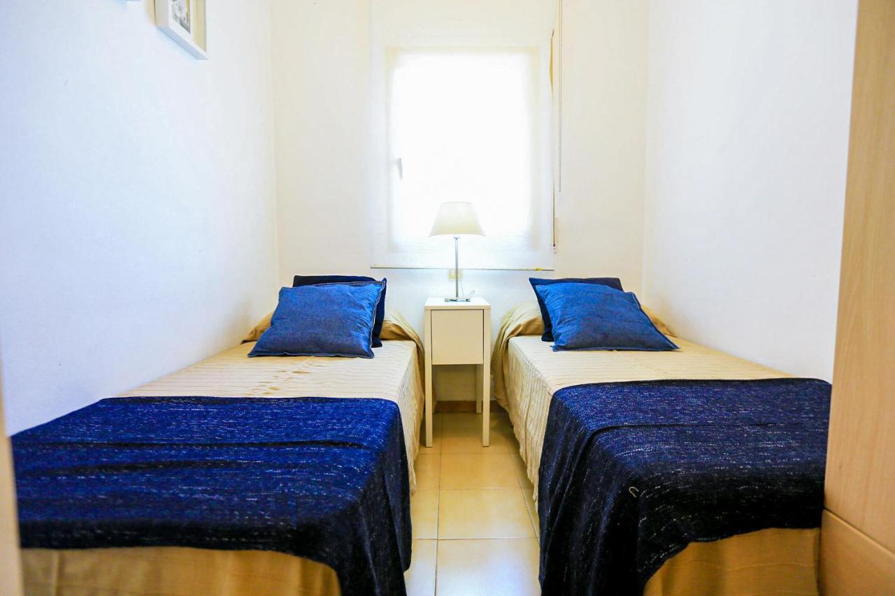 Playmar Litoral Costa Dorada - Only Families Apartment Cambrils Exterior photo
