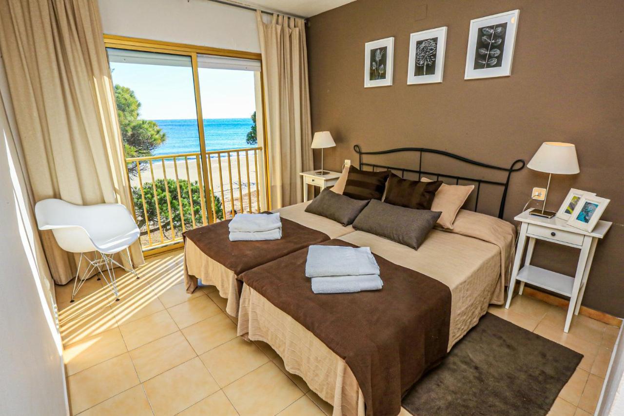 Playmar Litoral Costa Dorada - Only Families Apartment Cambrils Exterior photo